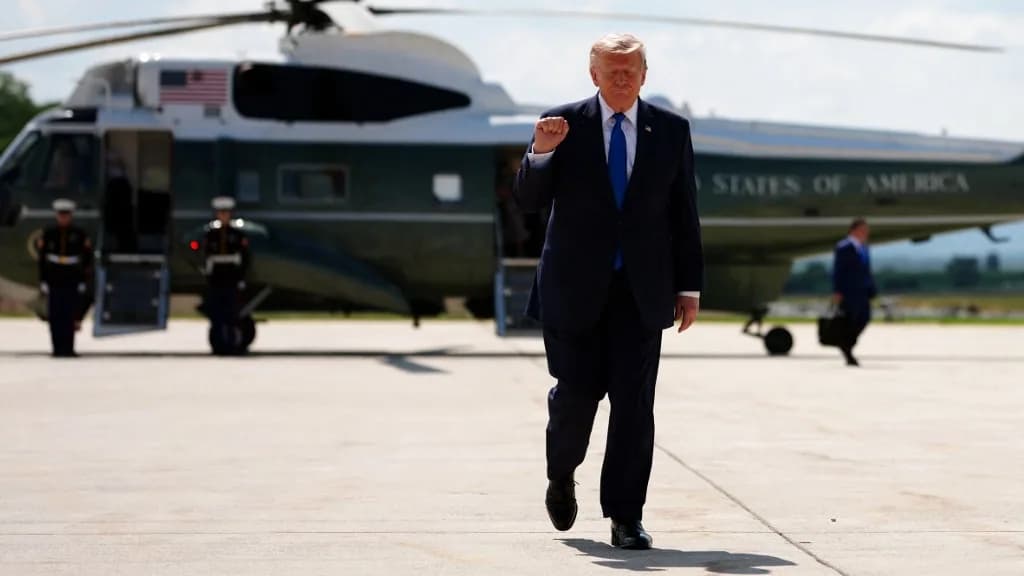 Trump mesterséges intelligencia által generált képekkel árasztja el a Truth Socialt