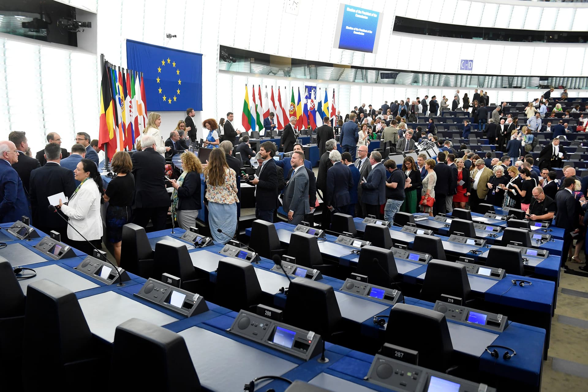 Egyértelműen bizonyítható a kettős mérce az Európai Bizottságnál