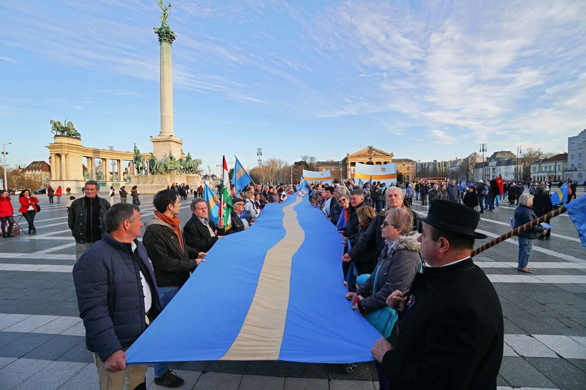 Huszonkétezer aláírást akadályoztak meg az Európai Bizottság szerverei