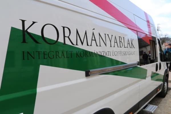 Több helyszínen, hosszabb nyitvatartással dolgoznak a kormányablakok