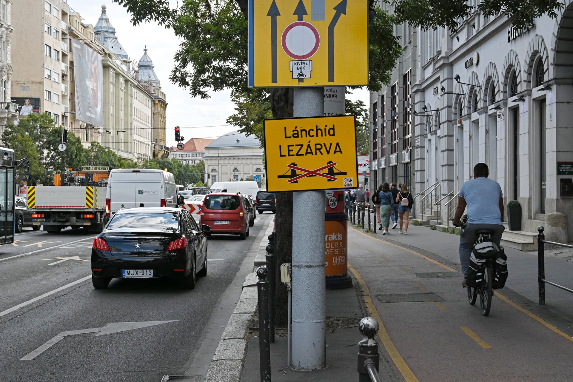 Karácsony hadjárata a budapesti autósok ellen