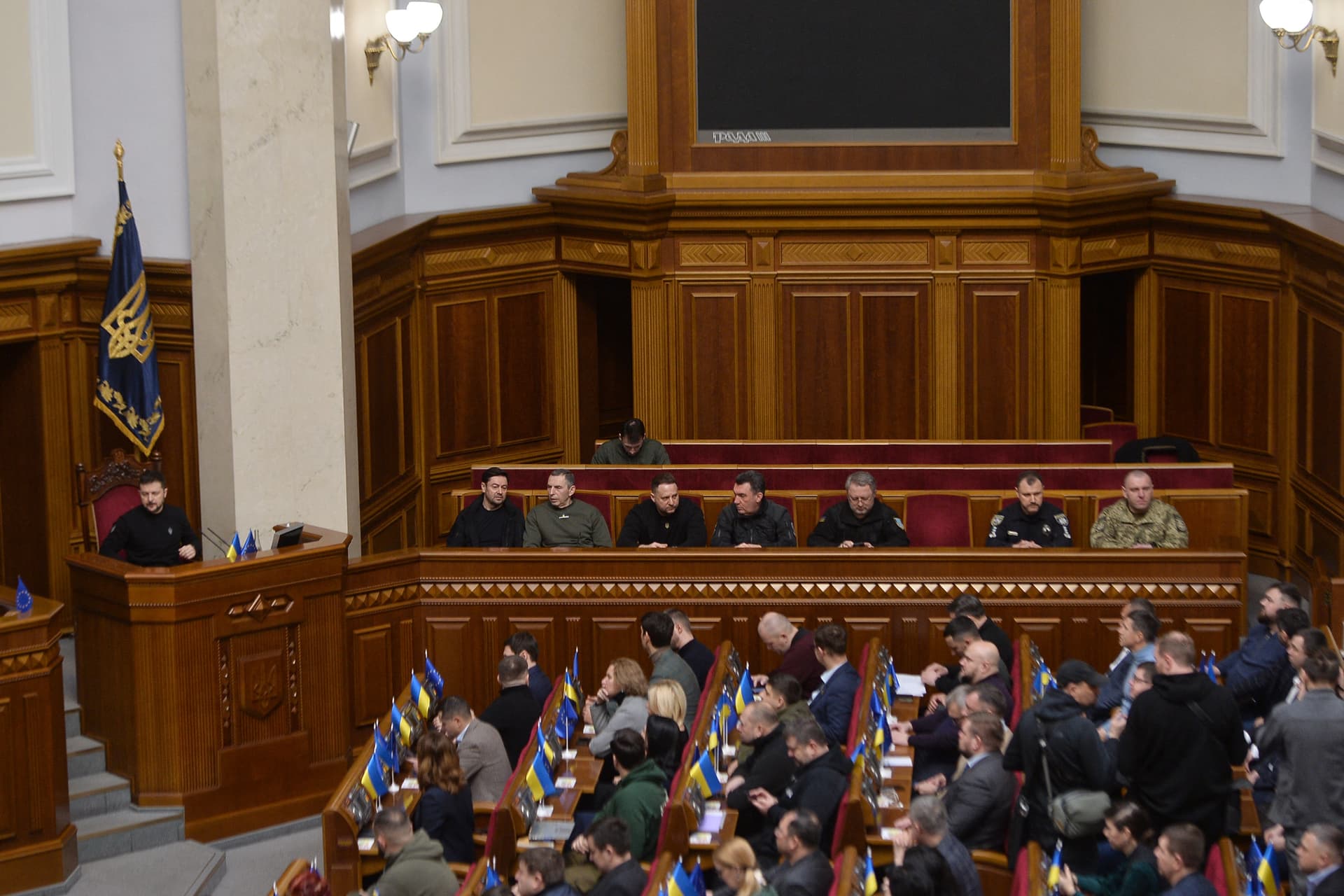 Az ukrán parlament megszavazta a sorkatonák leszerelését