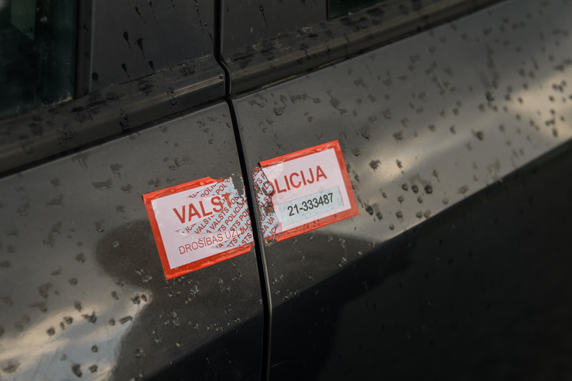 Lettország ittas vezetőktől lefoglalt autókat ad át Ukrajnának