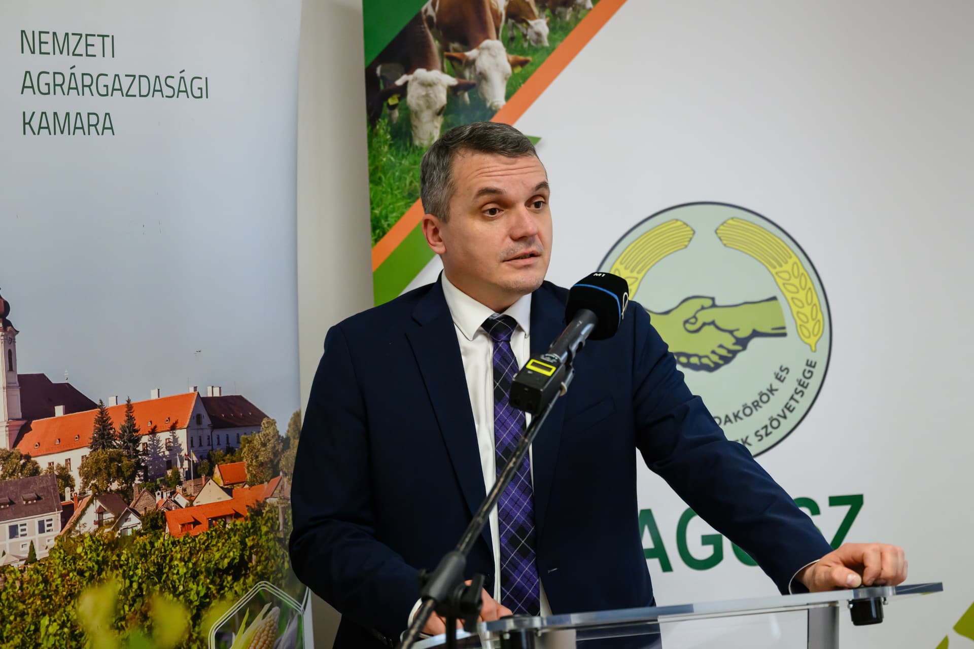 NAK: Már több mint százezren írták alá az agrárpetíciót