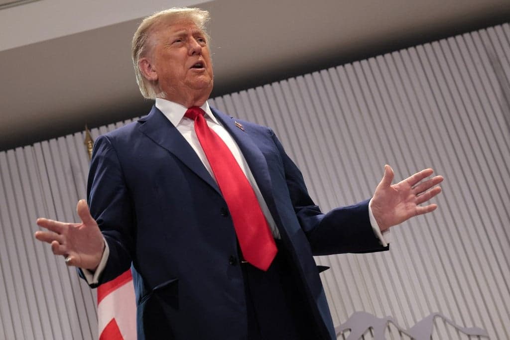 Trump jóváhagyta az iráni csapás tervezetét