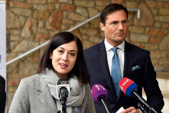 Fidesz: Az ellenzék a hatalomért és a pénzért tényleg mindenre képes