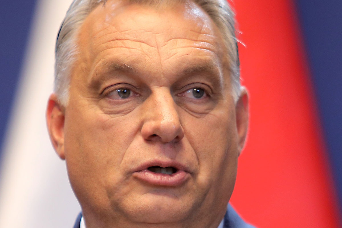 Orbán Viktor Prágába utazik