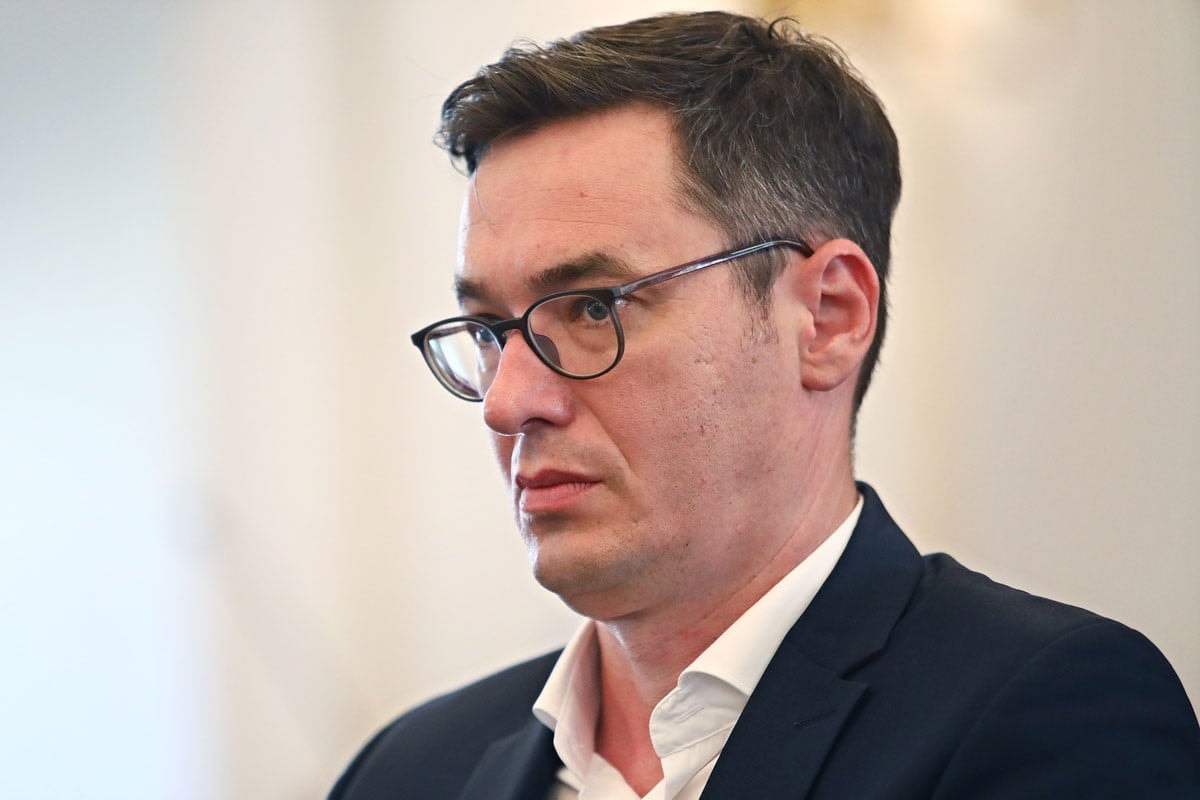 Fidesz: Karácsony ne az utcai kukákon spóroljon!