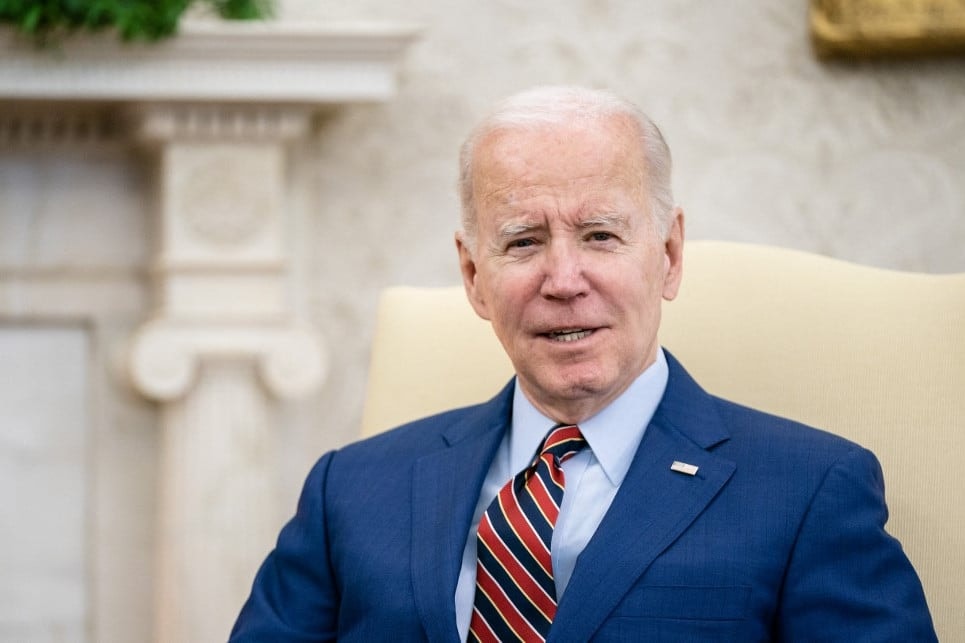 Házkutatást tartott az FBI minősített iratok ügyében Joe Biden nyaralójában