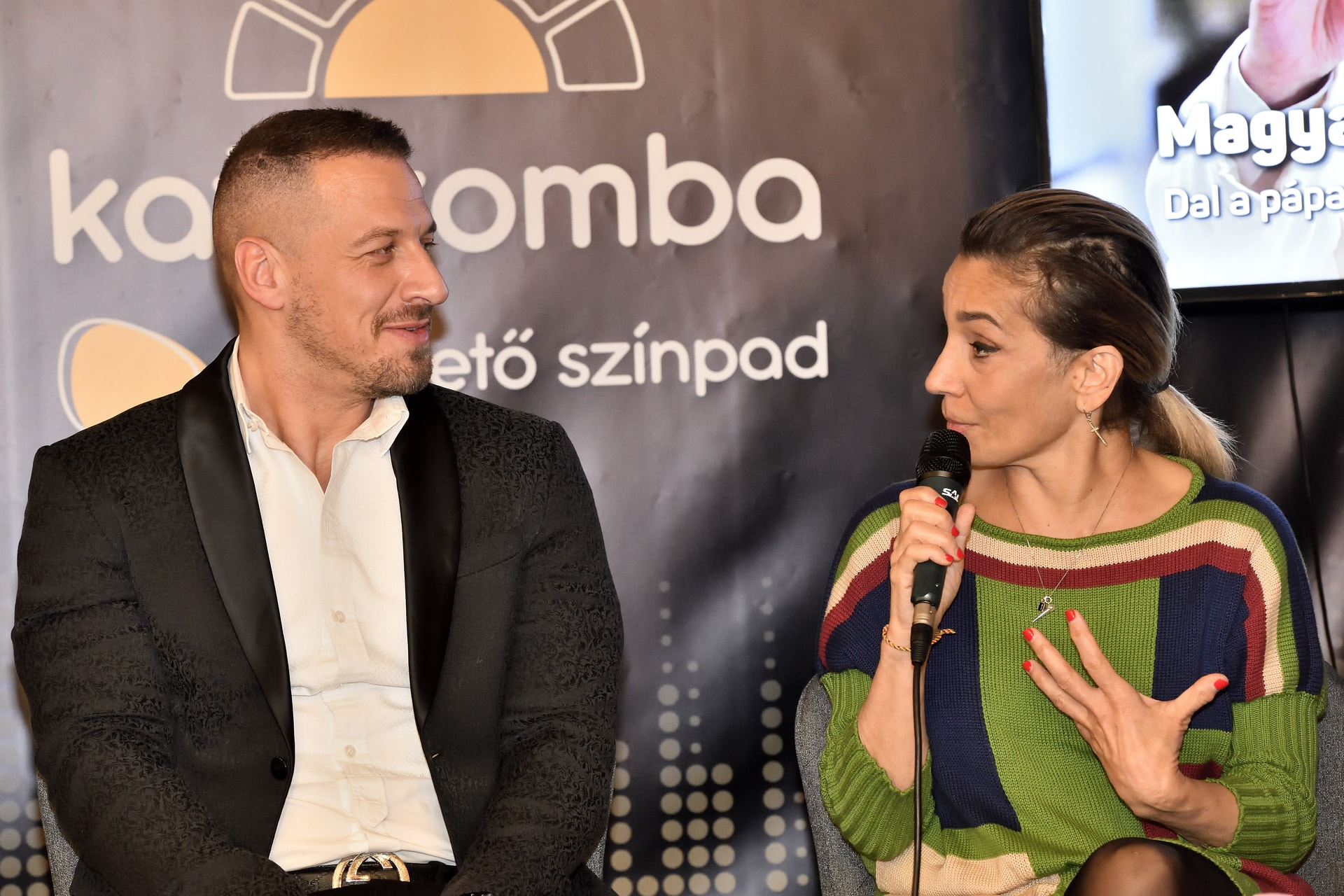 Futótűzként terjed Keresztes Ildikó, Varga Miklós és Vastag Csaba pápalátogatásra készült dala + VIDEÓ