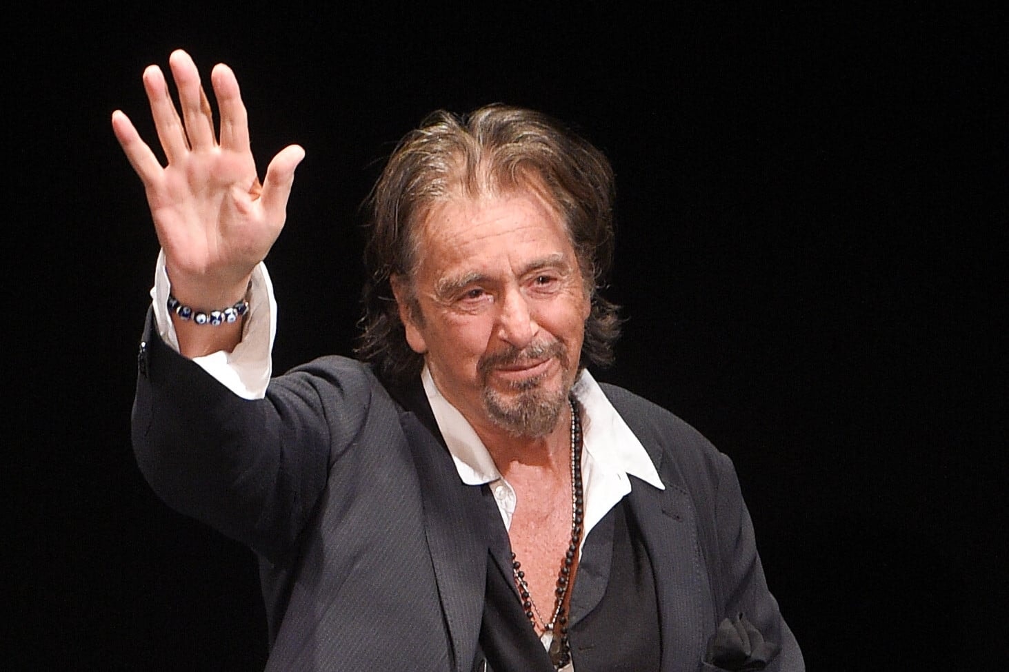 Al Pacino maga sem hitte, hogy tőle terhes 29 éves barátnője