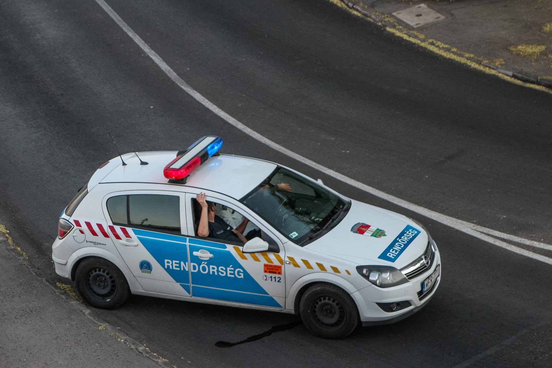 Drogos autóst üldöztek a fővárosi rendőrök – VIDEÓ