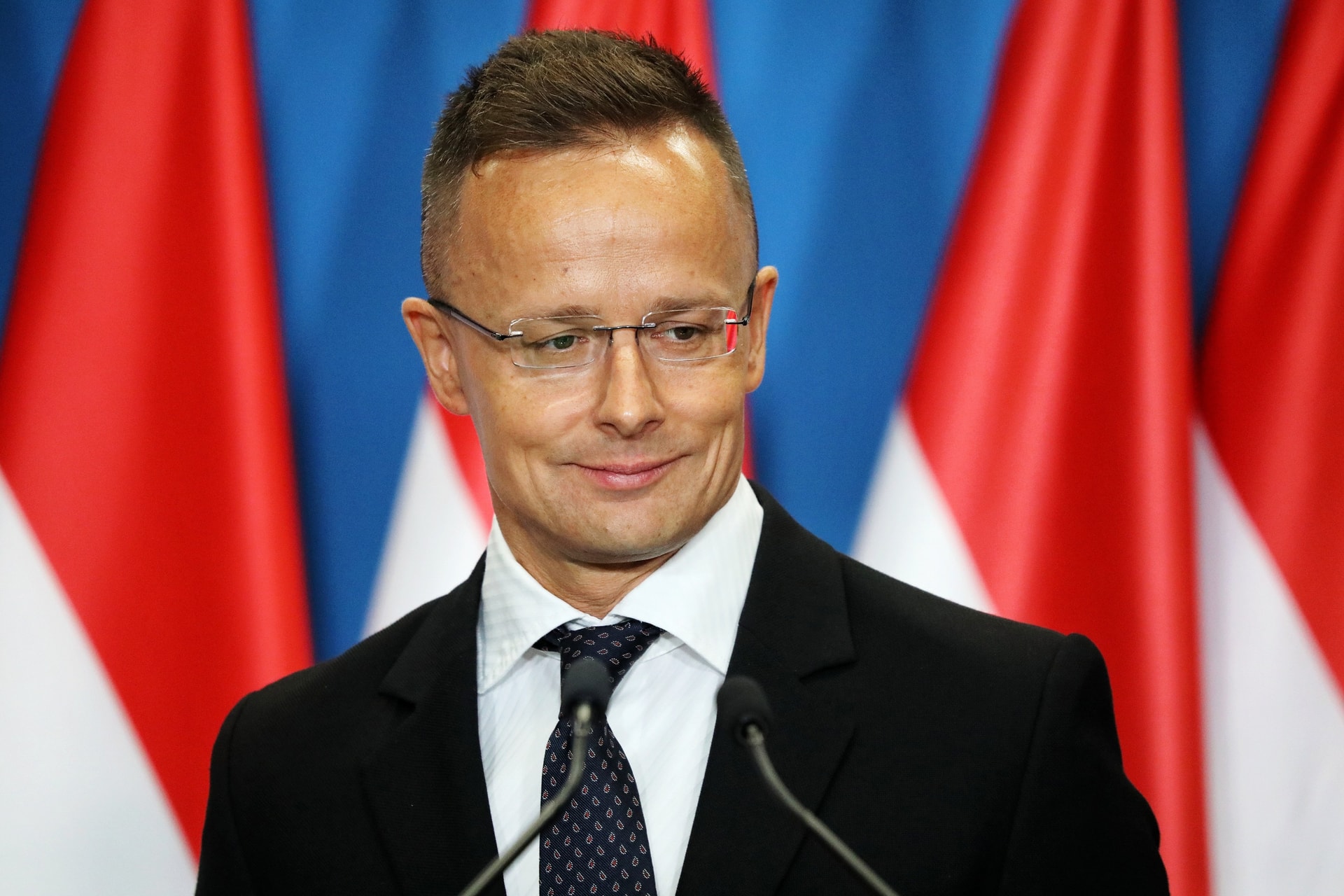 Egységes feltételek kellenek + VIDEÓ