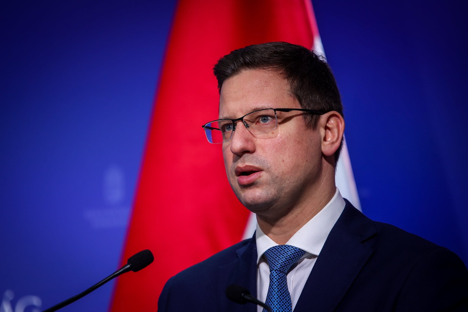 Gulyás Gergely: Egész Európa érdeke, hogy béke legyen