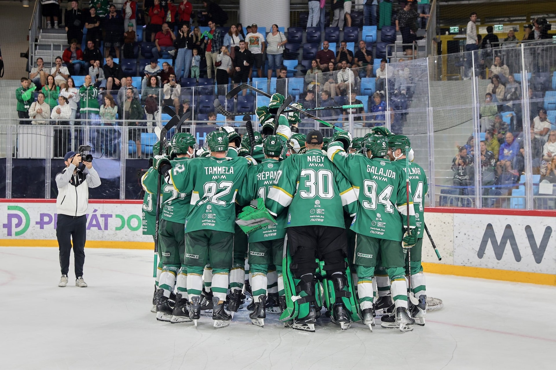 Együttműködik a Budapest Jégkorong Akadémia HC és a Ferencváros