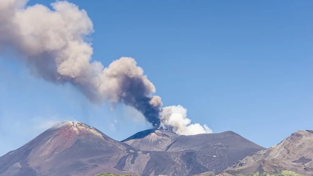Újraindult a forgalom Catania repülőterén