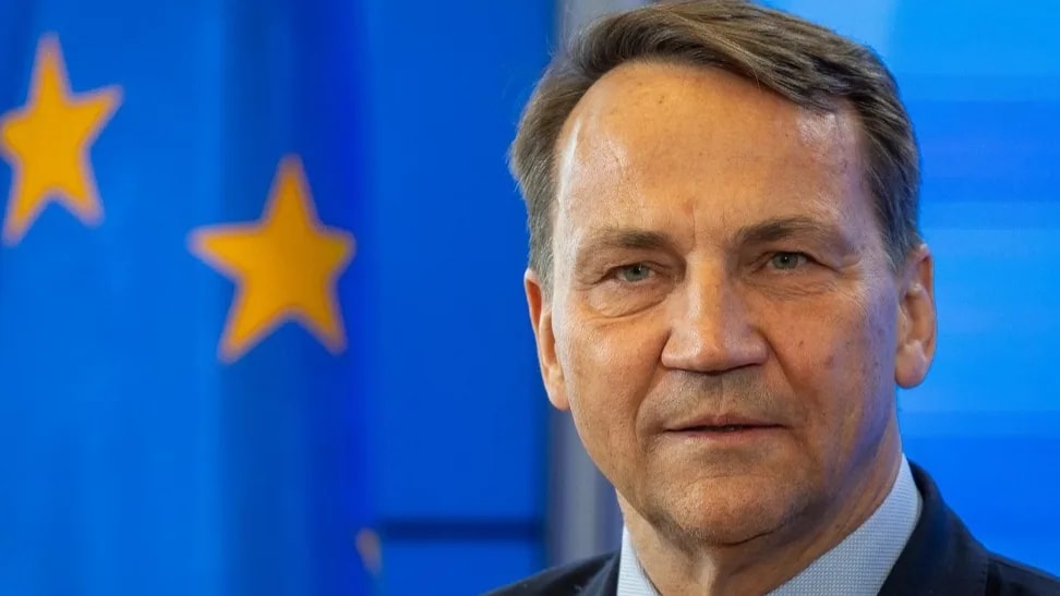 Varsó és Róma elkötelezett az európai fegyveripar korszerűsítése mellett