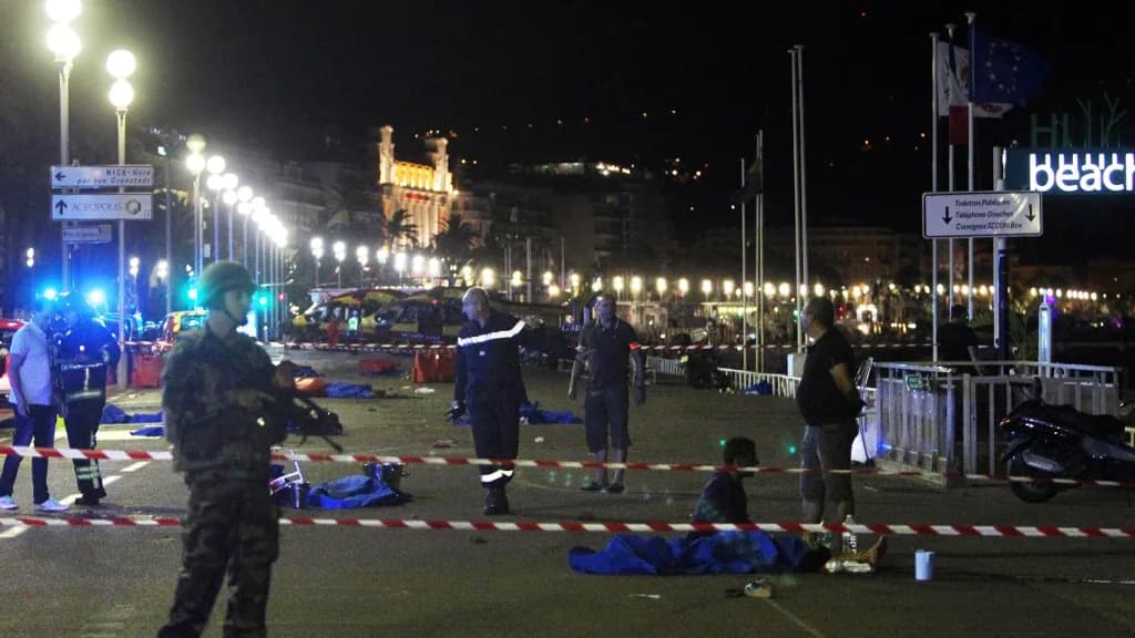 Gyászszünettel kezdődik a francia-spanyol elődöntő