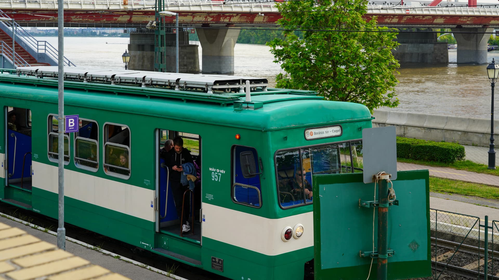 Sűrített járatokkal készül a BKK a Szigetre