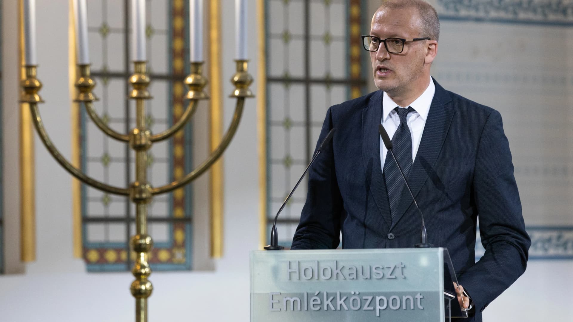 Tarr Zoltán: Feladatunk olyan társadalmat építeni, amely soha nem felejti el a holokauszt tragédiáját