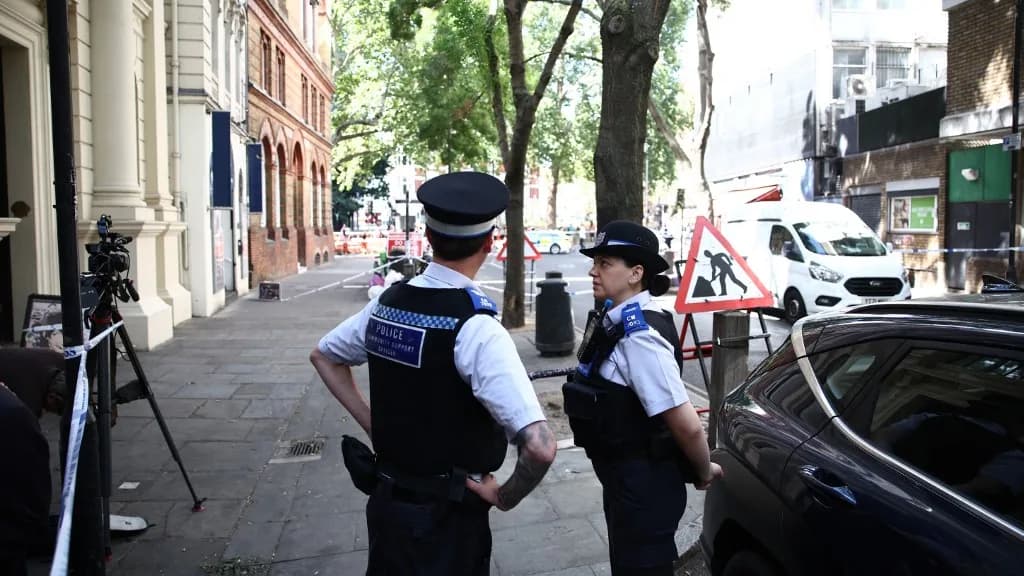 Szúróeszközzel megsebesített több embert egy támadó Londonban