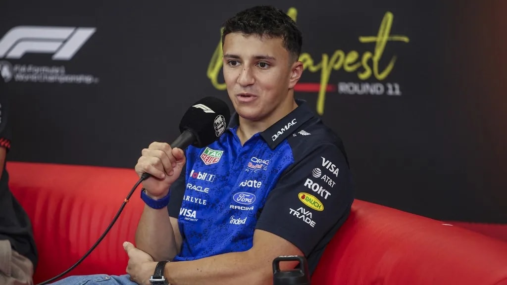 Hadjar szerződését meghosszabbította a Red Bull