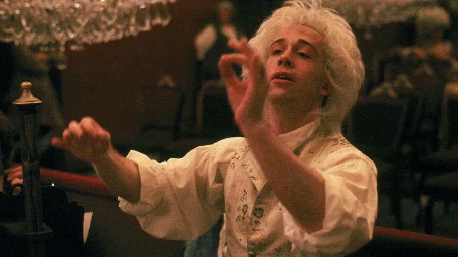 A 8 Oscar-díjas AMADEUS film élő koncertkísérettel kel életre a Margitszigeten
