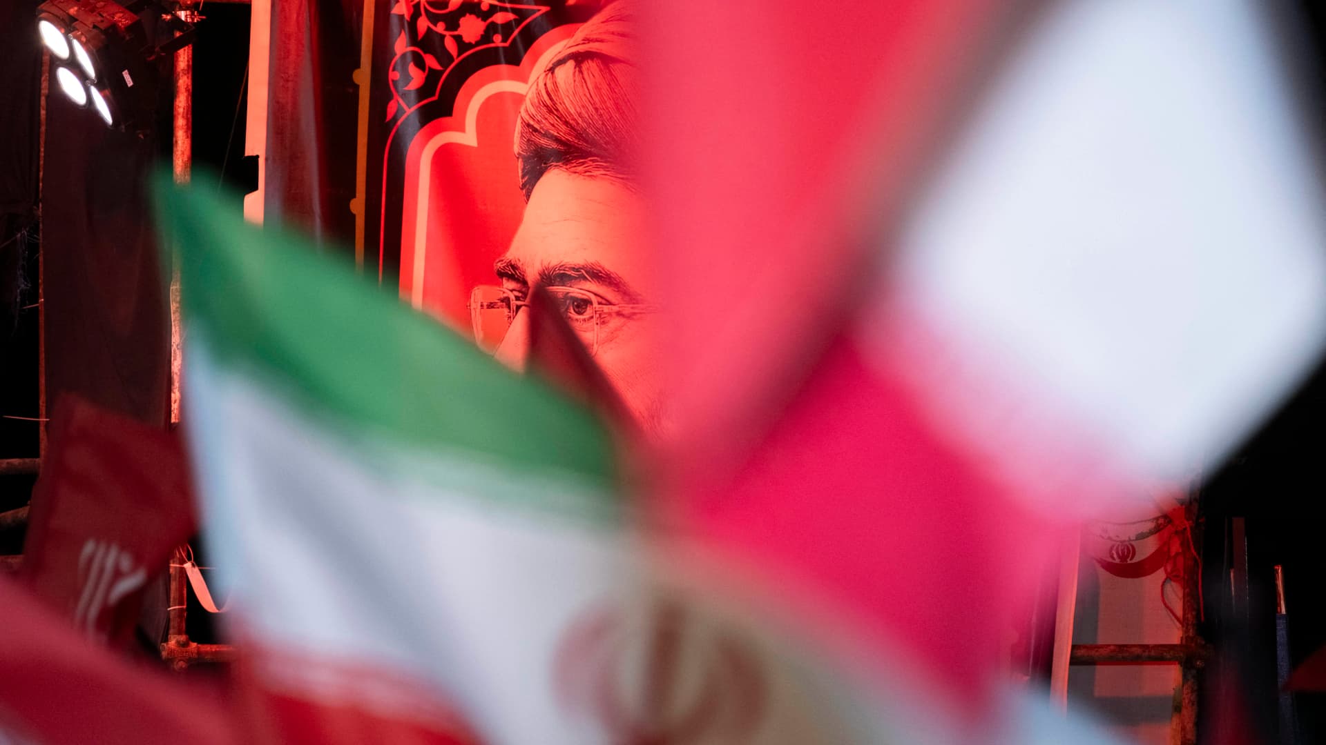 Irán legfőbb vezetője továbbra is láthatatlan