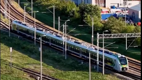 Már tesztelik a GYSEV első FLIRT InterCity-motorvonatát
