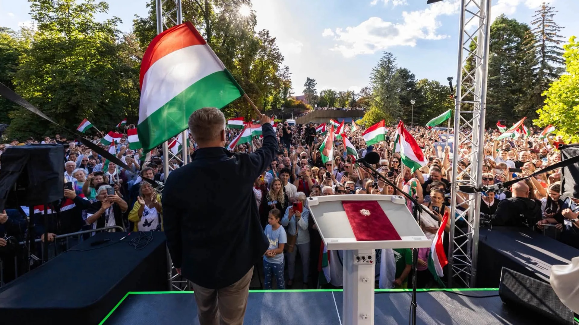 Szombaton Pécsen folytatódik az országjárás