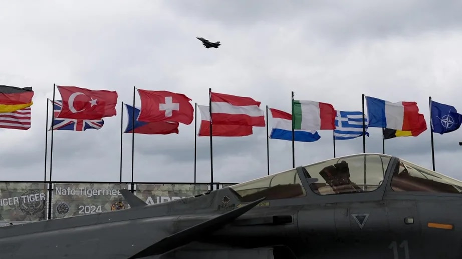 Európa attól tart, hogy Oroszország próbára teszi a NATO határait