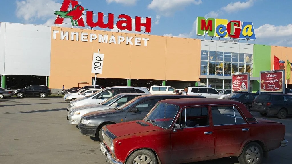 Oroszország ráteszi a kezét a Nestlé és az Auchan üzleteire