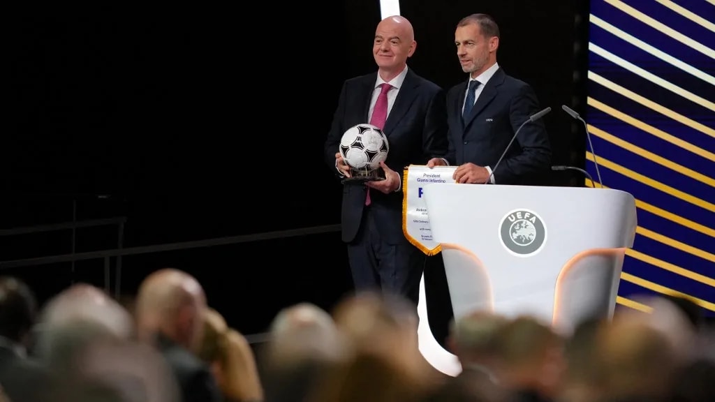 „A császár meztelen” – Čeferin keményen nekiment Infantinónak a FIFA eladási terve miatt