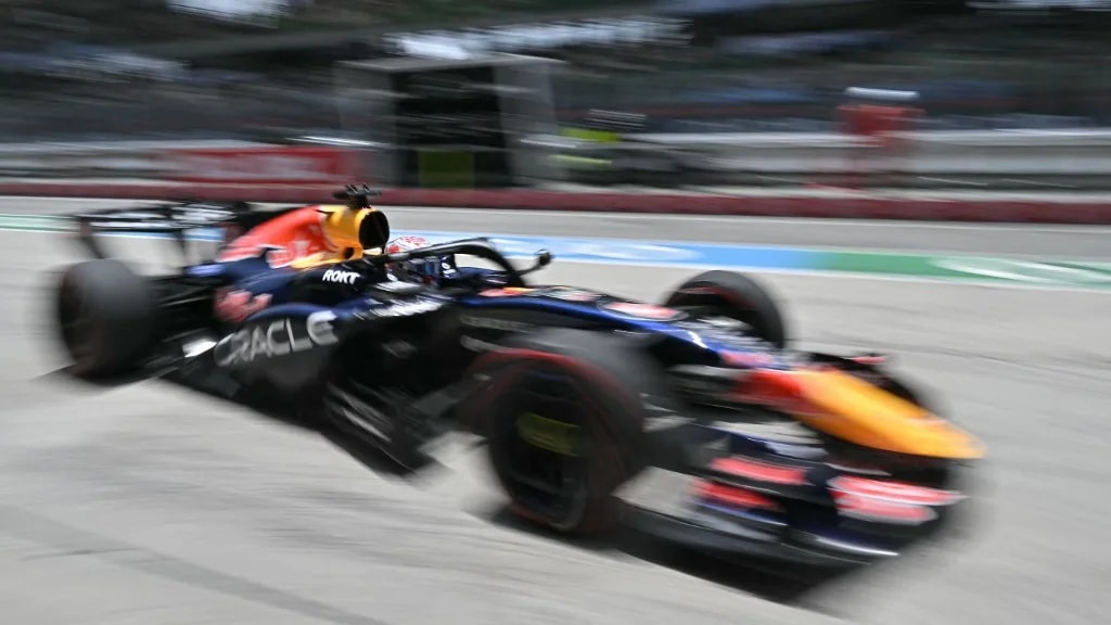 Bahreini Nagydíj - Verstappen az első szabadedzés legjobbja Sepangban