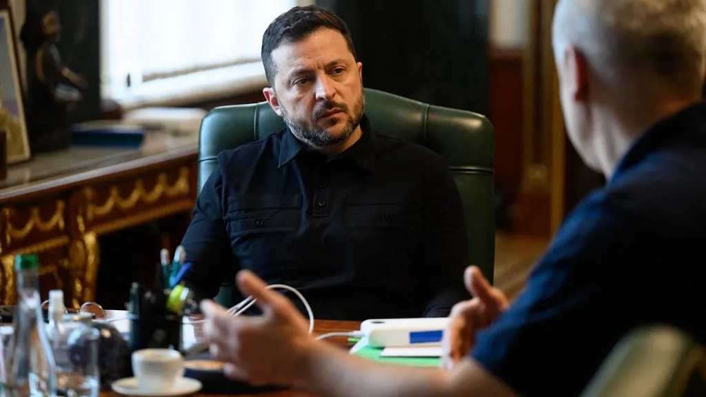 Zelenszkij engedékennyé vált