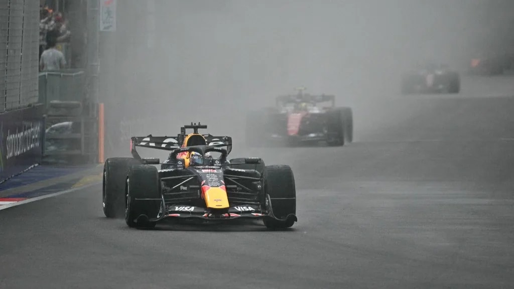 Verstappen nyerte a sprintfutamot