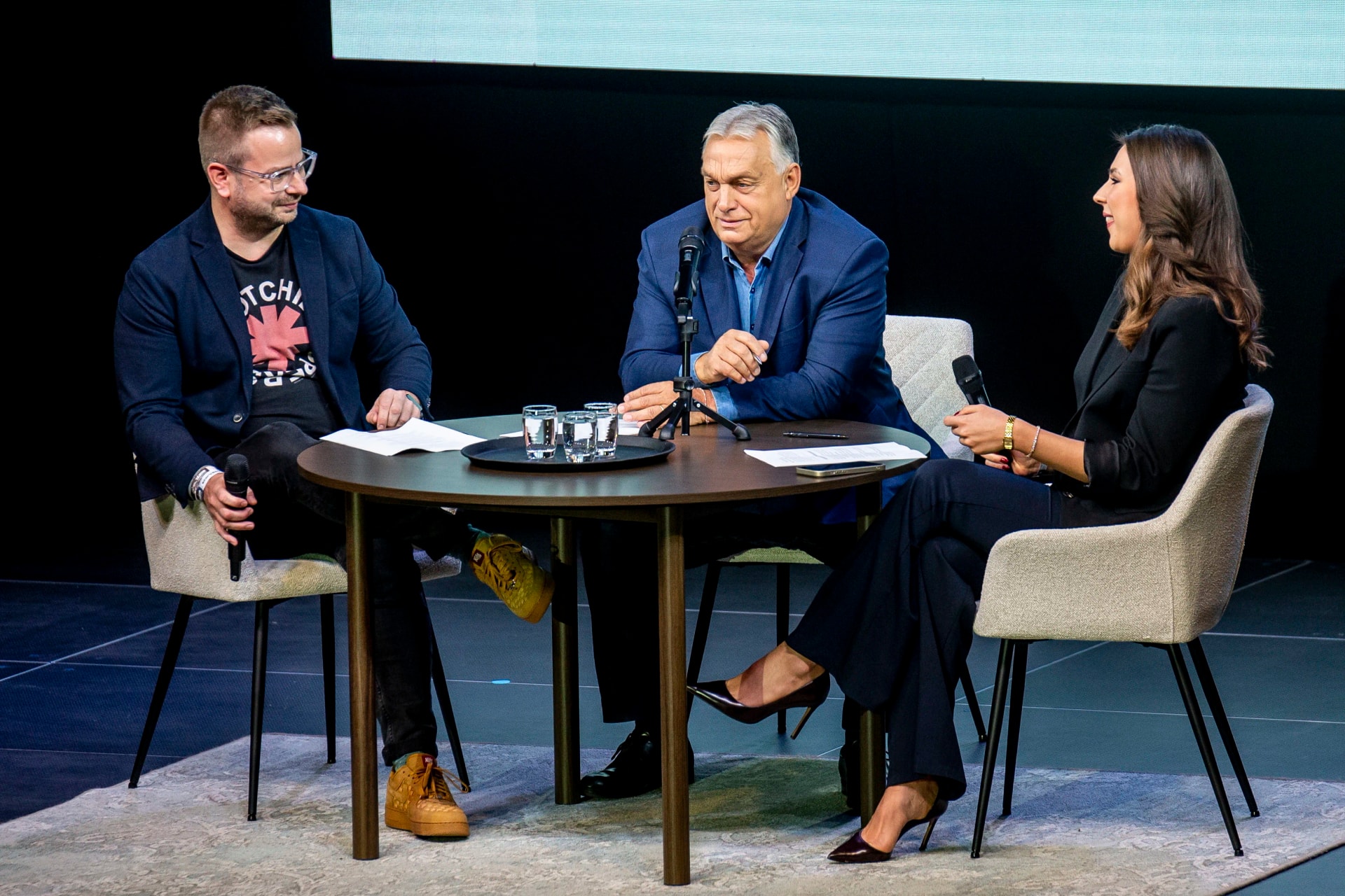 Orbán Viktor: ma rombolás zajlik, és nem tudni, lesz-e ebből valaha építkezés