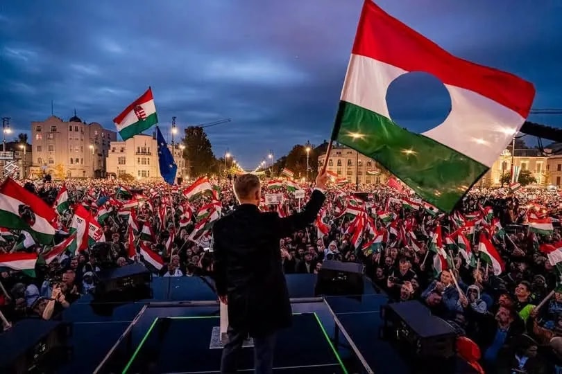 Magyar Péter: Tisztelet a hősöknek
