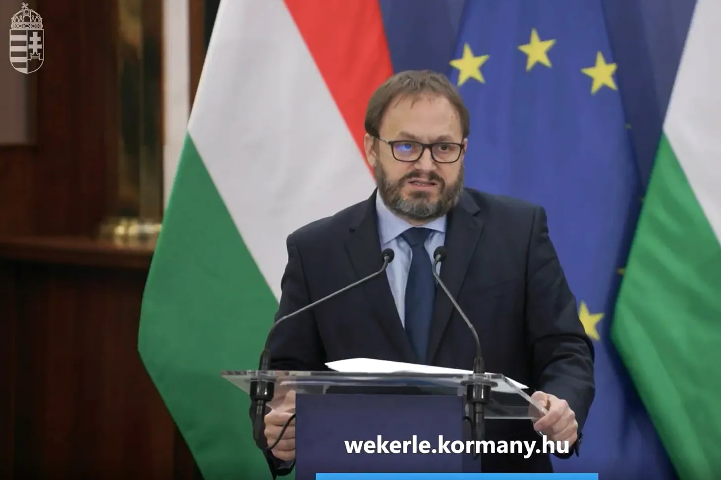 A kormány benyújtotta a jövő évi adótörvényeket és a legkisebb nyugdíj emeléséről szóló javaslatot
