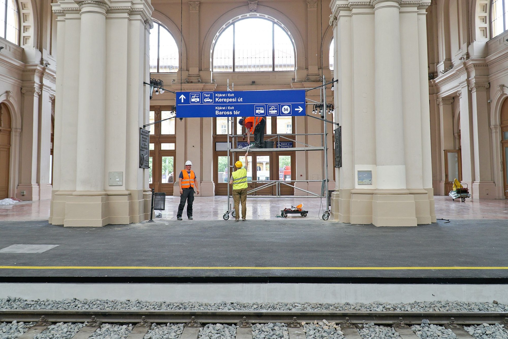 Filmforgatás: Lezárják a Lotz-termet a Keleti pályaudvaron