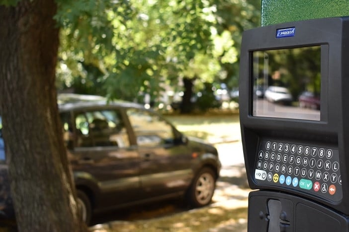 Továbbgyűrűzik a baloldali parkolási botrány