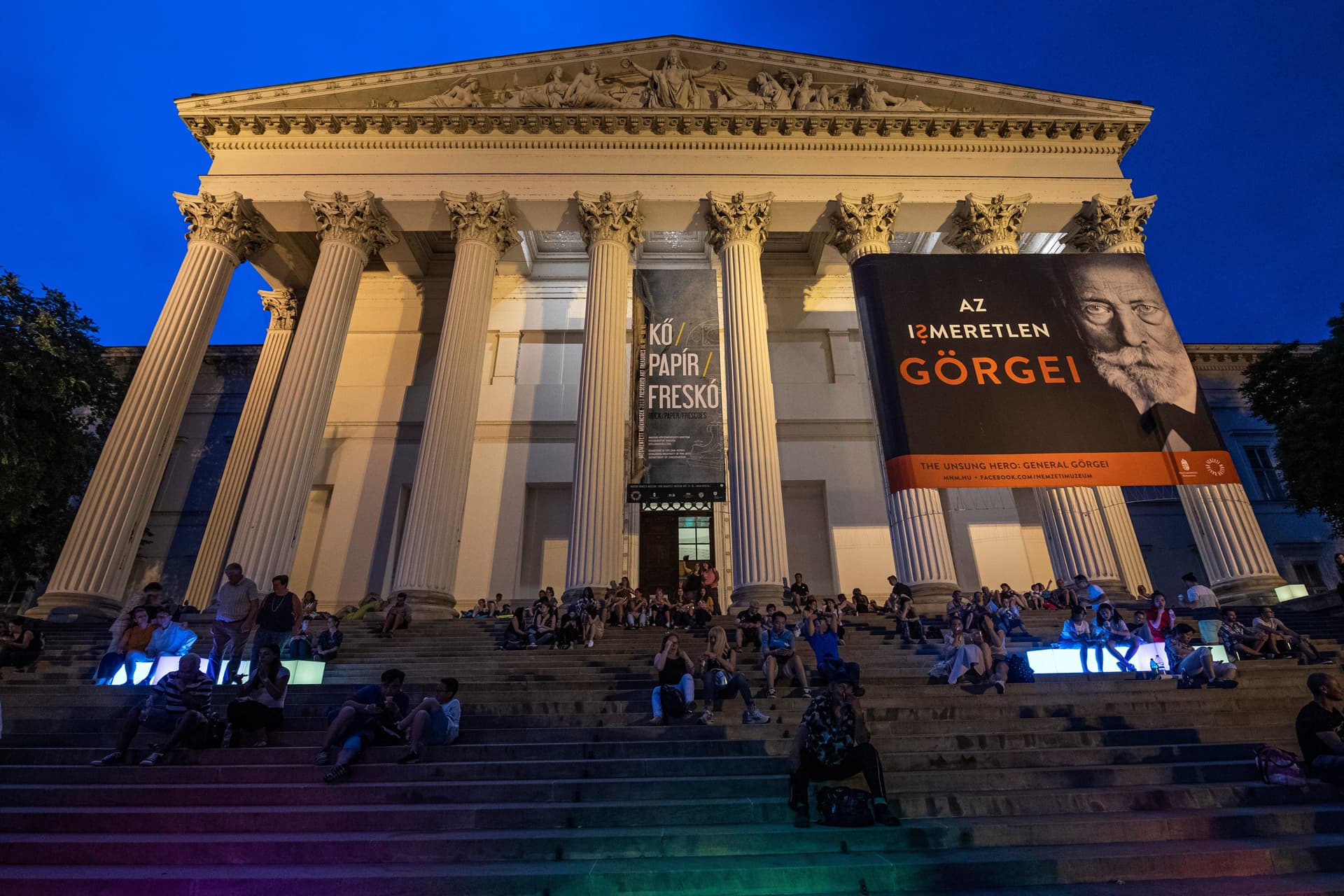Bezár a Magyar Nemzeti Múzeum és a Szépművészeti Múzeum is