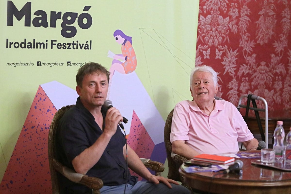 Ember a szigeten
