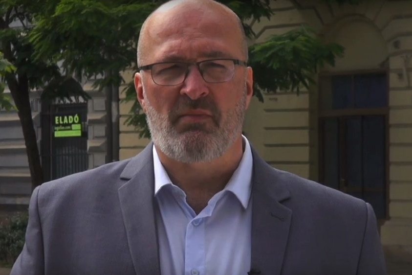 Lebukott a HVG: Politikai megrendelésre írnak cikkeket