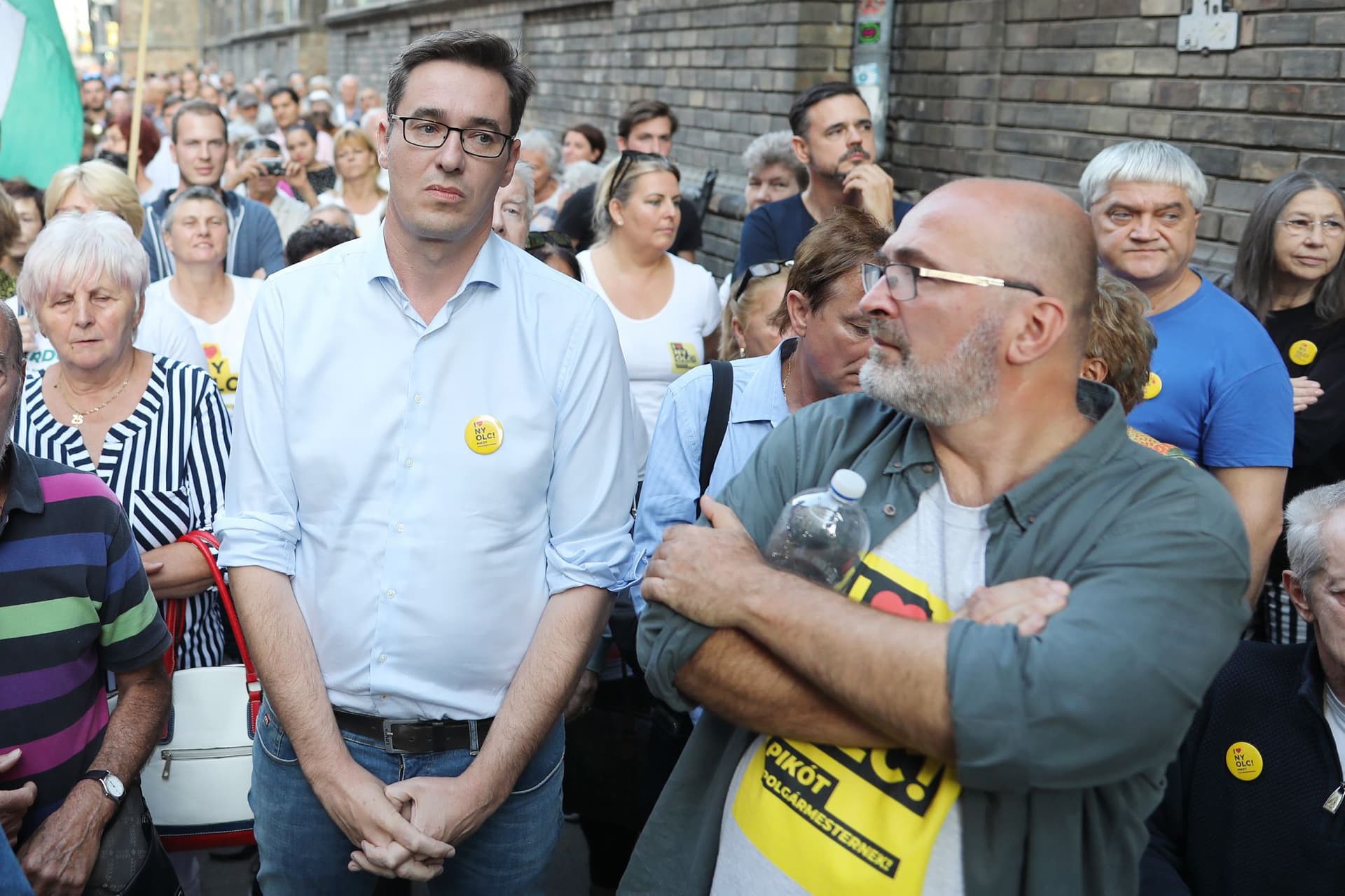 Fidesz: Képmutatás, hogy azok beszélnek a hajléktalanhelyzet problémáiról, akik azokat okozták