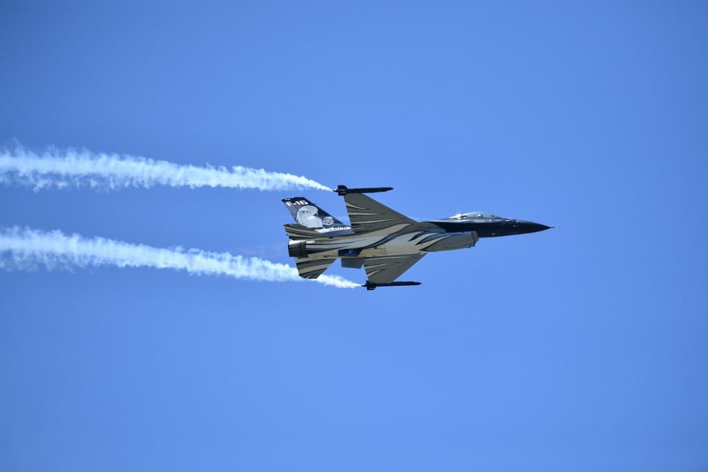 Milley: Messze vagyunk még az F-16-os repülőgépek Ukrajnába szállításától