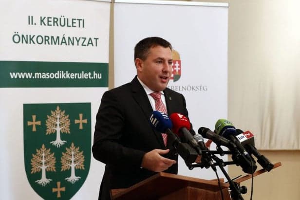 Álhír terjesztéséért feljelentést tett a II. kerület polgármestere