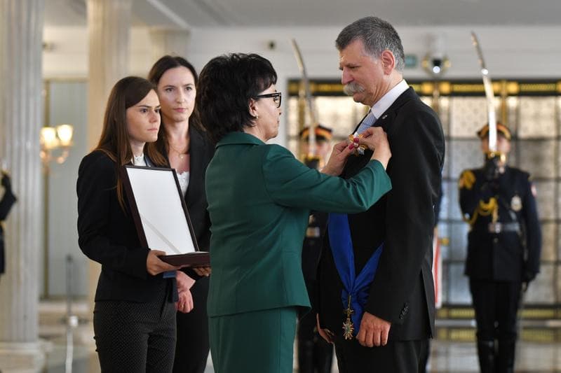 Magas lengyel állami kitüntetést kapott Kövér László