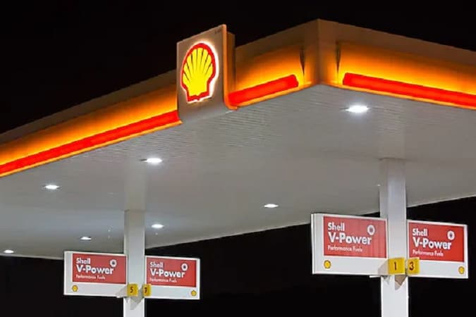 LNG-töltőállomást nyitott a Shell, a régióban elsőként Magyarországon