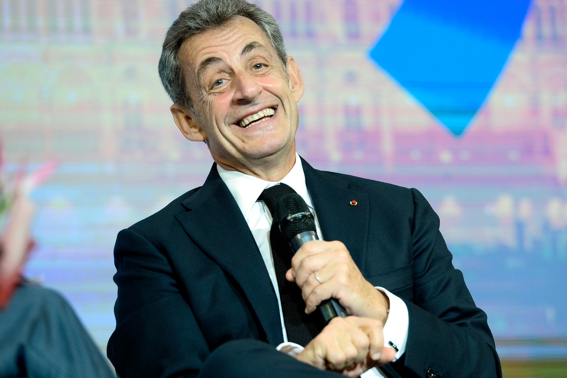 Bíróság elé állítaná az ügyészség Nicolas Sarkozy volt francia államfőt a 2007-es kampánya ügyében